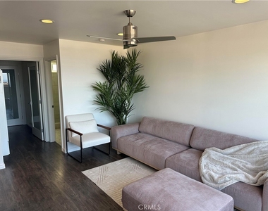 577 Ramona - Photo Thumbnail 6
