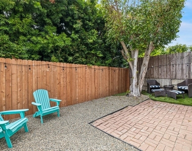 989 La Mirada - Photo Thumbnail 18
