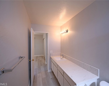 2264 Pamela Lane - Photo Thumbnail 18
