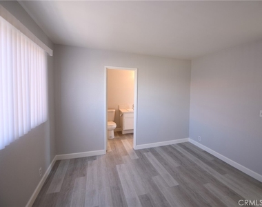 2264 Pamela Lane - Photo Thumbnail 11
