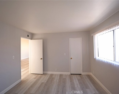 2264 Pamela Lane - Photo Thumbnail 10