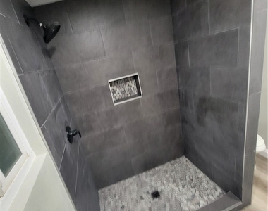 2219 Kern St - Photo Thumbnail 11