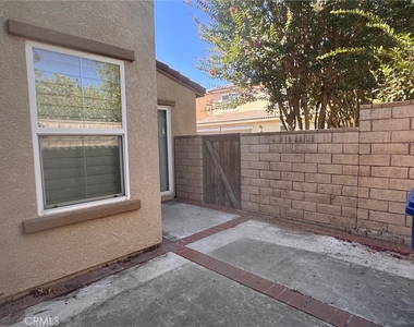 334 N Placer Privado - Photo Thumbnail 27