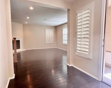 334 N Placer Privado - Photo Thumbnail 7