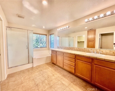 334 N Placer Privado - Photo Thumbnail 10