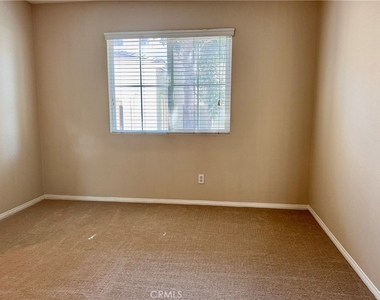 334 N Placer Privado - Photo Thumbnail 24