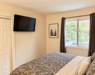 30322 Live Oak Road - Photo Thumbnail 9