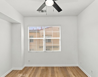 4433 Owens - Photo Thumbnail 26