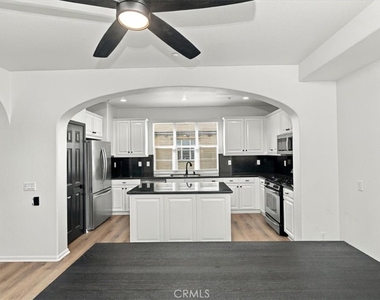 4433 Owens - Photo Thumbnail 18