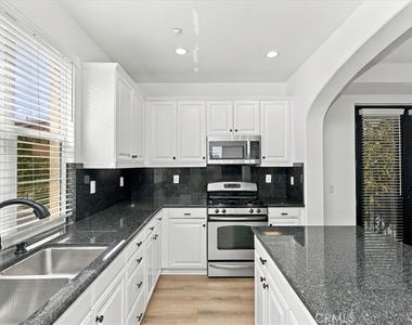 4433 Owens - Photo Thumbnail 17