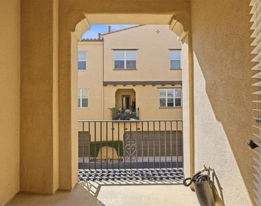 4433 Owens - Photo Thumbnail 33