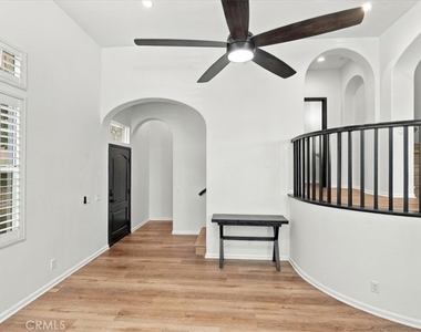 4433 Owens - Photo Thumbnail 8