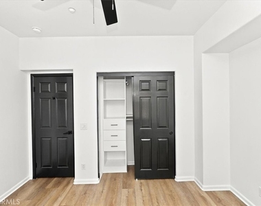 4433 Owens - Photo Thumbnail 27