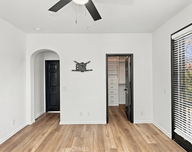 4433 Owens - Photo Thumbnail 32