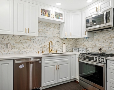 335 Concord - Photo Thumbnail 13
