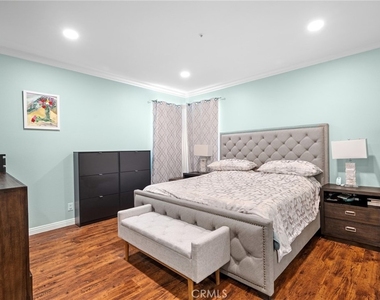 335 Concord - Photo Thumbnail 16