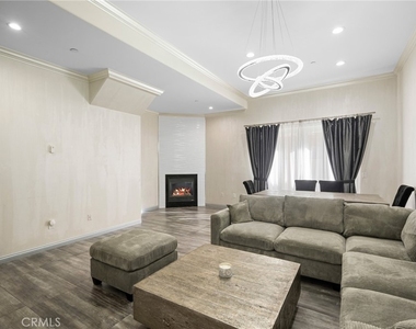 333 Milford Street - Photo Thumbnail 5