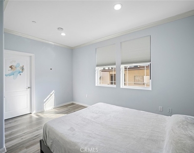 333 Milford Street - Photo Thumbnail 21