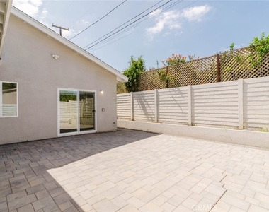 10405 N Ruffner Avenue - Photo Thumbnail 20