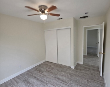 2874 W Calle Vista - Photo Thumbnail 17