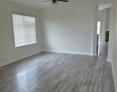 2874 W Calle Vista - Photo Thumbnail 3