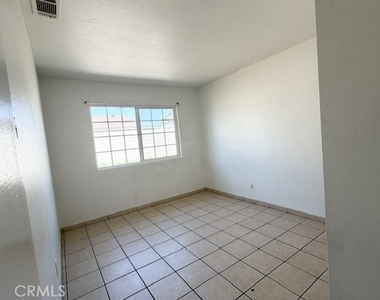 6855 Farrier Avenue - Photo Thumbnail 10