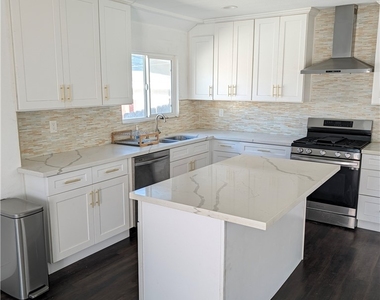 3122 Malabar Street - Photo Thumbnail 7