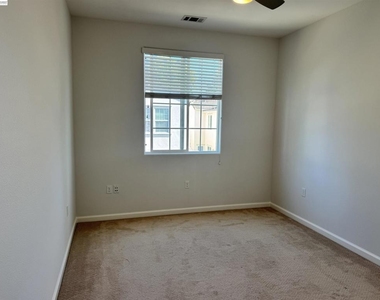 6042 W Branch Rd - Photo Thumbnail 17
