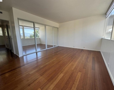 10 Andrew Dr - Photo Thumbnail 19