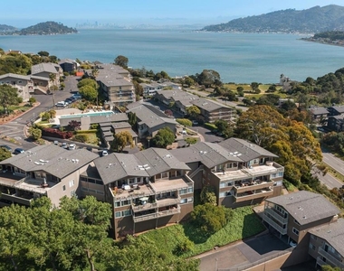 10 Andrew Dr - Photo Thumbnail 1