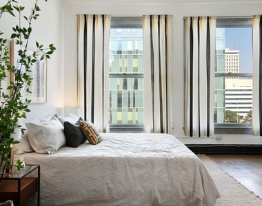 108 W 2nd Street - Photo Thumbnail 8