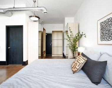 108 W 2nd Street - Photo Thumbnail 10