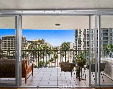 700 E Ocean Boulevard - Photo Thumbnail 40