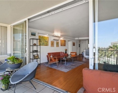 700 E Ocean Boulevard - Photo Thumbnail 35