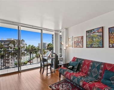 700 E Ocean Boulevard - Photo Thumbnail 20