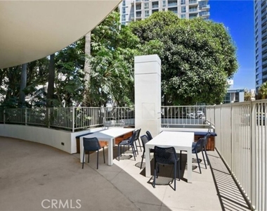 700 E Ocean Boulevard - Photo Thumbnail 5
