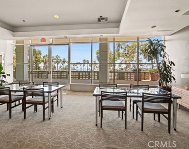 700 E Ocean Boulevard - Photo Thumbnail 4