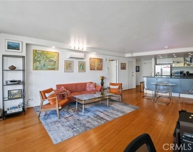 700 E Ocean Boulevard - Photo Thumbnail 33