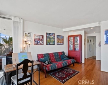700 E Ocean Boulevard - Photo Thumbnail 19