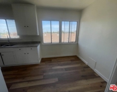 735 W Imperial Highway - Photo Thumbnail 2