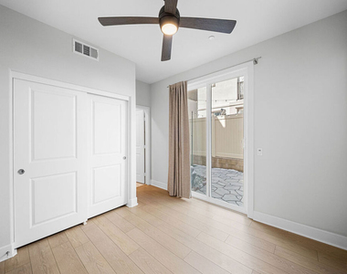 2413 Little Rock Lane - Photo Thumbnail 12