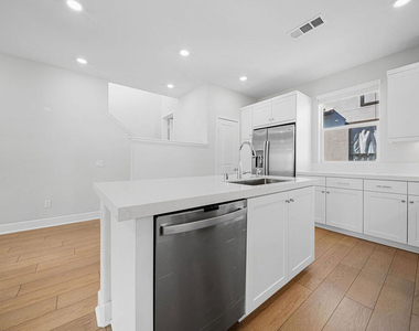 2413 Little Rock Lane - Photo Thumbnail 21
