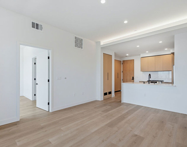 3555 Overland Avenue - Photo Thumbnail 7