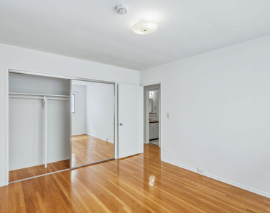1058 S Wooster Street - Photo Thumbnail 15