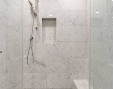 7250 Franklin Avenue - Photo Thumbnail 23