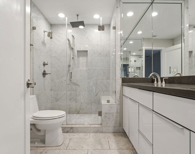 7250 Franklin Avenue - Photo Thumbnail 22