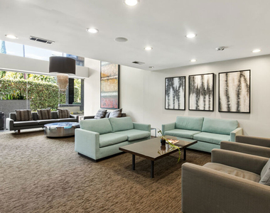 7250 Franklin Avenue - Photo Thumbnail 34