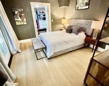 1202 N Poinsettia Place - Photo Thumbnail 10