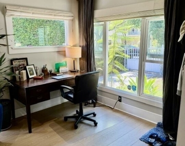 1202 N Poinsettia Place - Photo Thumbnail 9