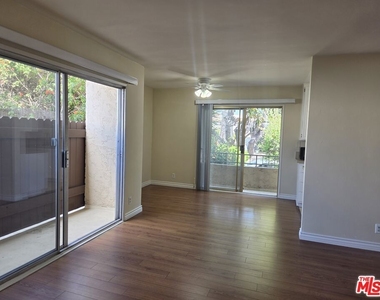 818 7th Street - Photo Thumbnail 1